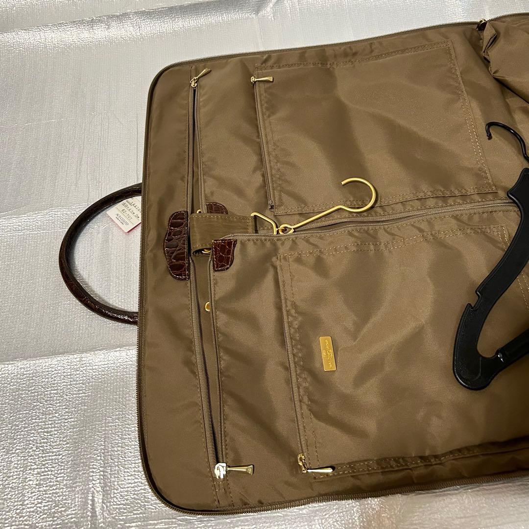 美品 バレンシアガ ナイロン クロコダイル型押しレザー ガーメントバッグ