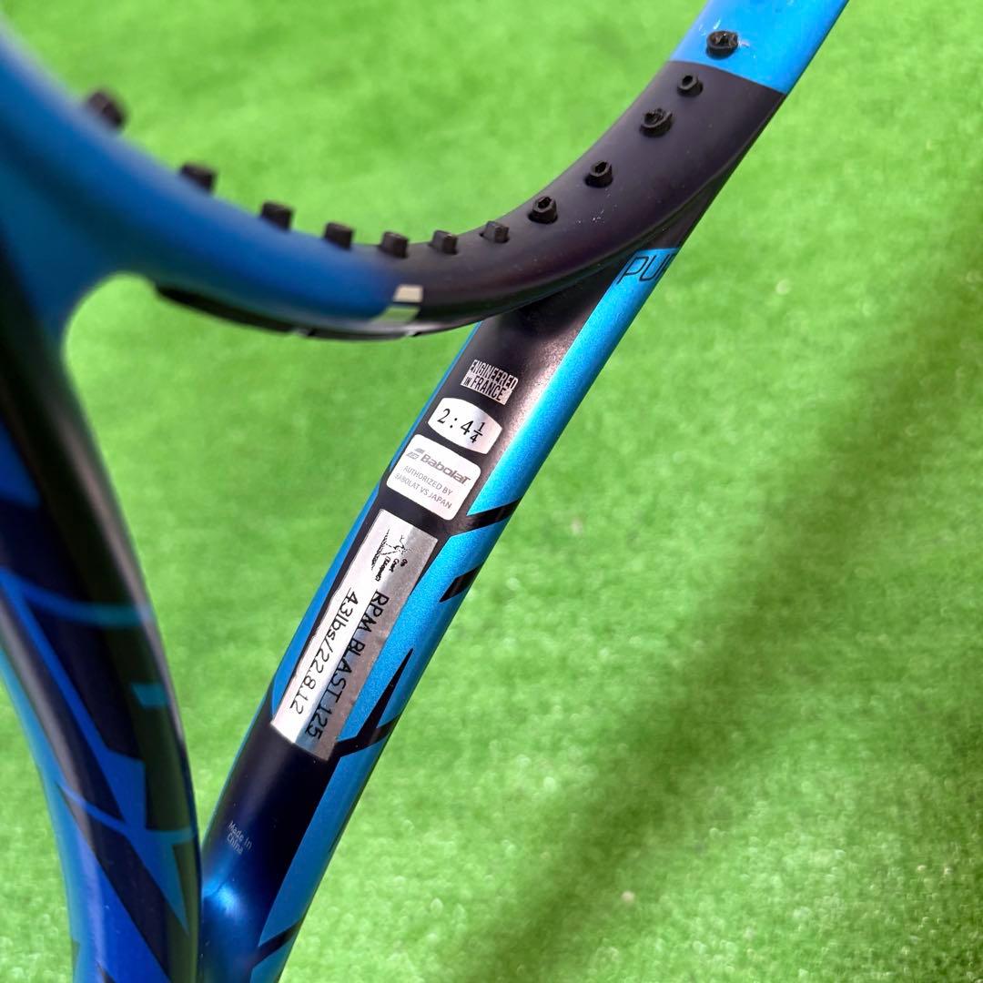 バボラ PURE DRIVE ピュアドライブ G2 硬式テニスラケット　ガット無