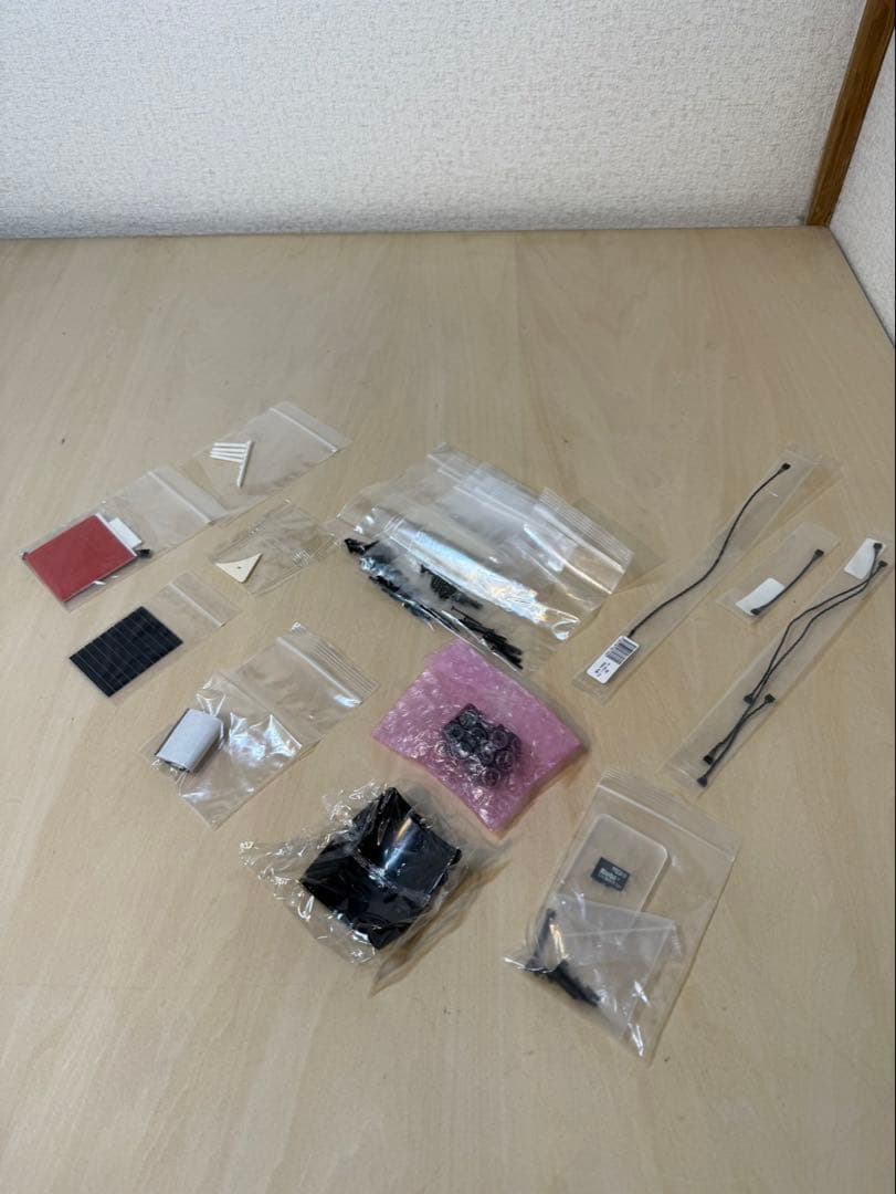 コミュニケーションロボット「ロビ」（Robi）　完成品