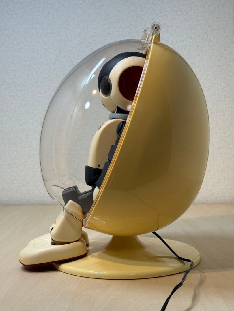 コミュニケーションロボット「ロビ」（Robi）　完成品