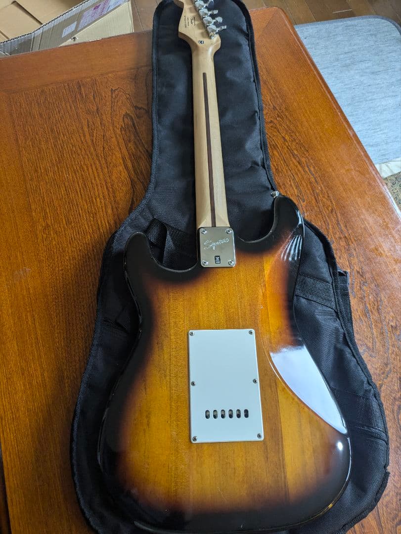 Squier Stratocaster bullet strat サンバースト