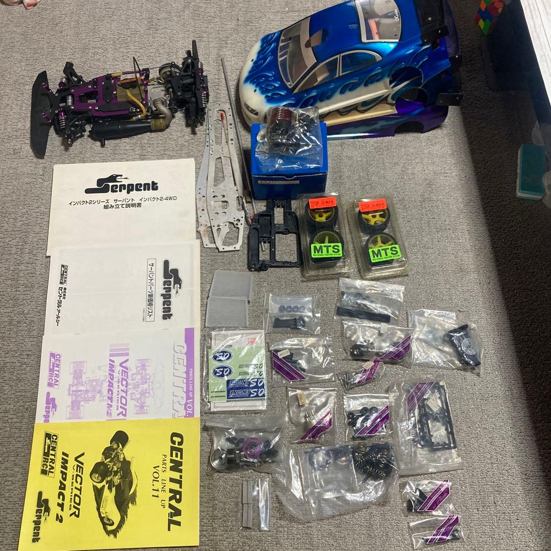 サーパント　インパクト2 エンジンカーパーツ多数付き