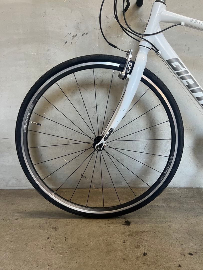 クロスバイク　GIANT ESCAPE R3 ジャイアント　エスケープR3