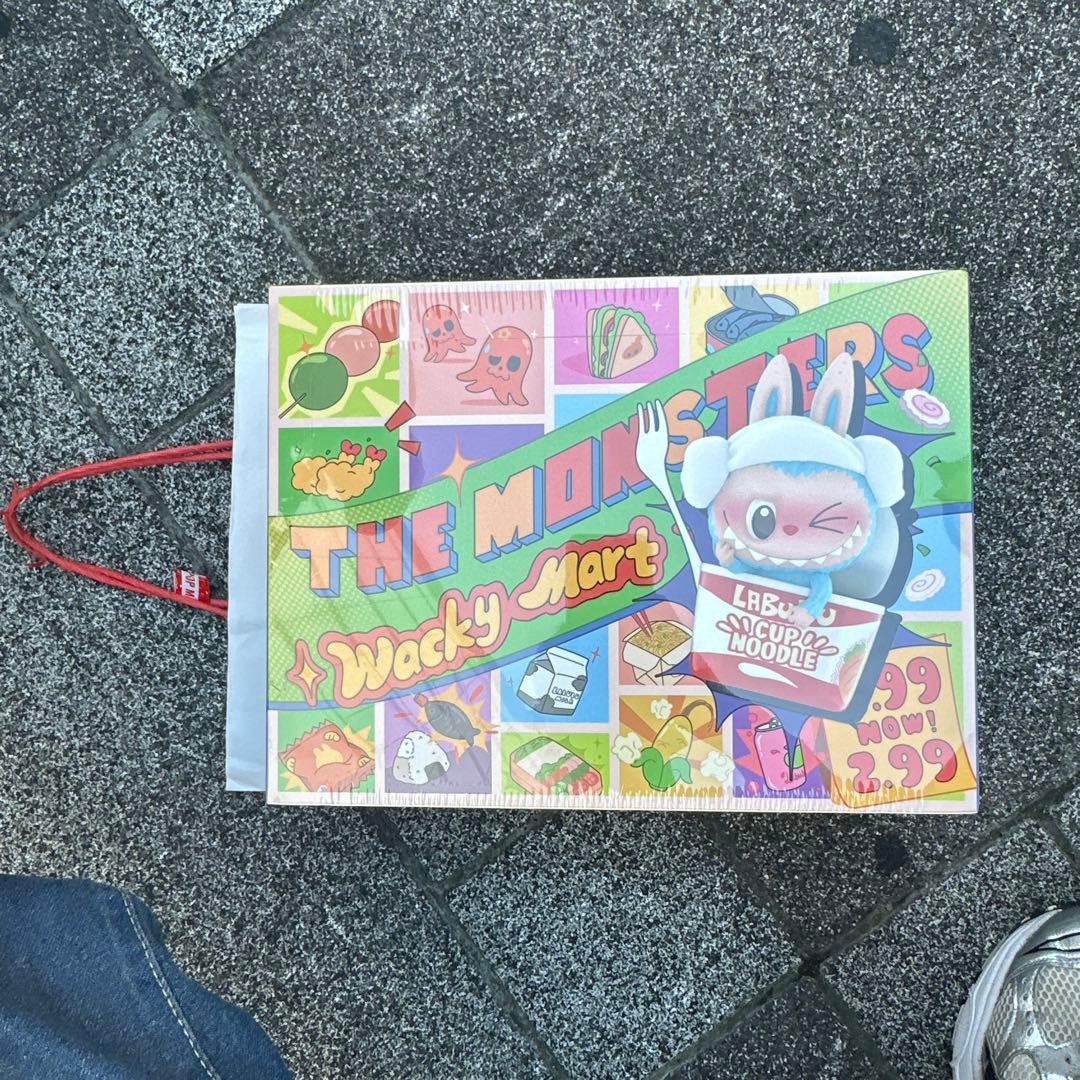 ポップマート ザモンスターズ ワッキーマート シリーズ フィギュア