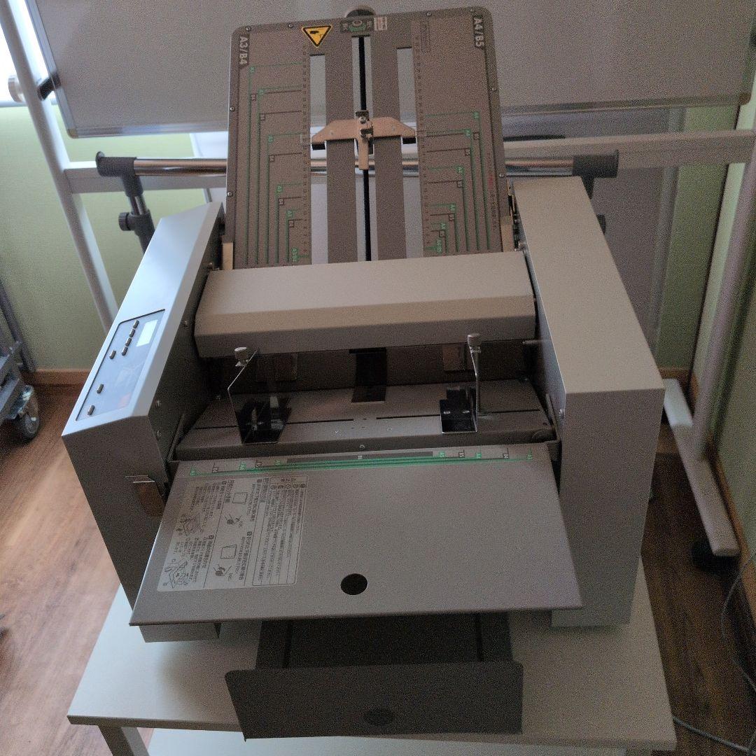 マックス 卓上紙折り機 EPF-300