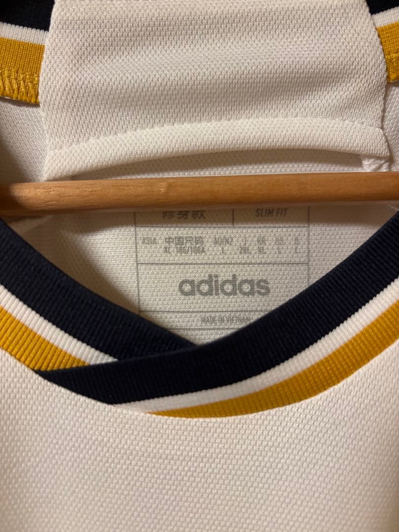 23-24 レアルマドリード バルベルデ レプリカユニフォーム