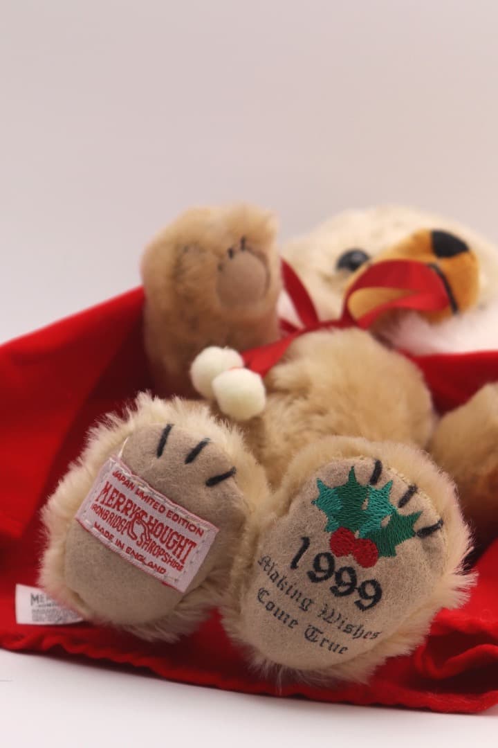 チーキー・ライディング・フッド 1999年度 両耳に鈴 赤マントのチーキー