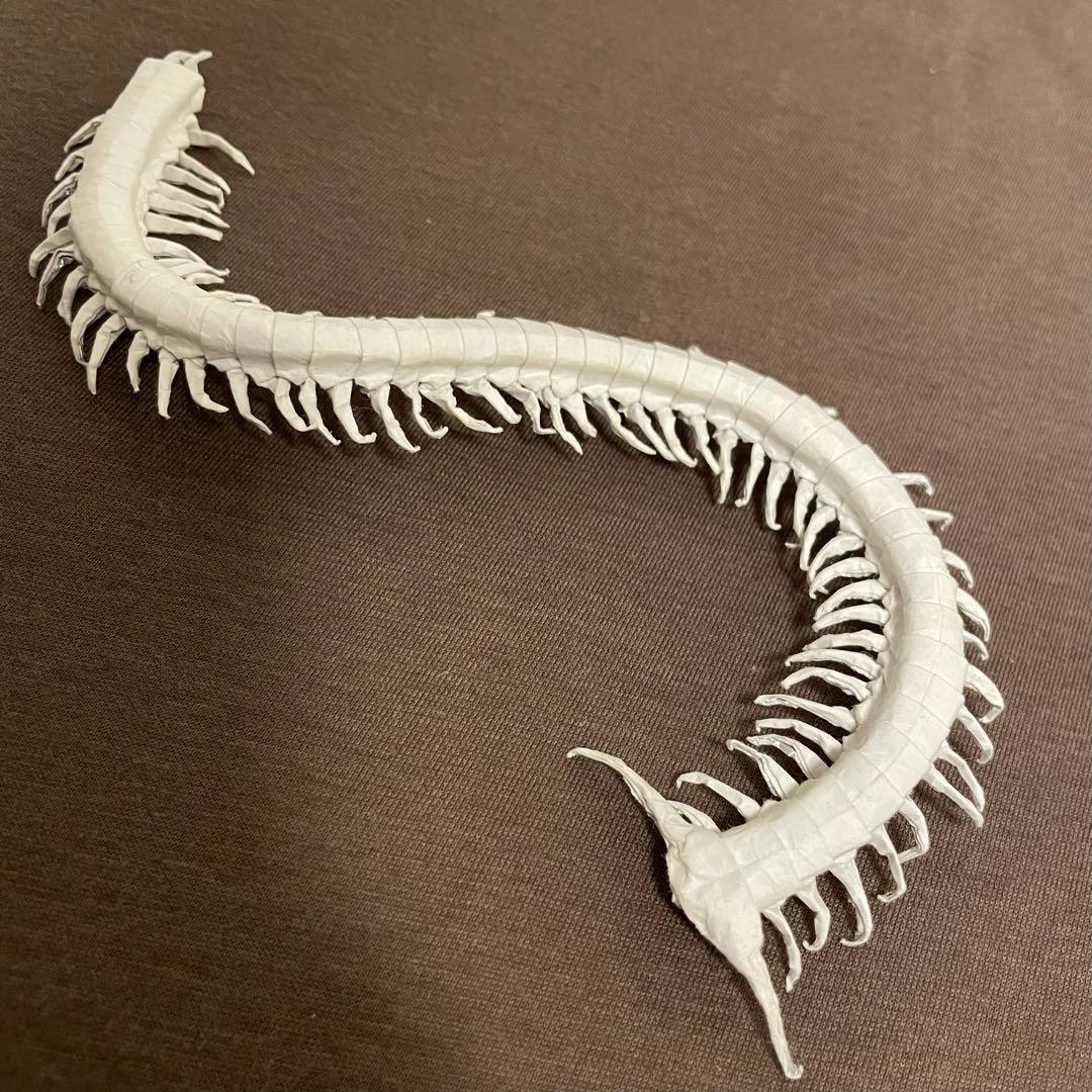 折り紙　ムカデ