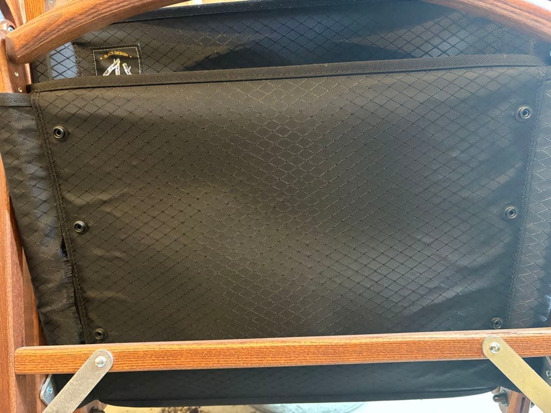 blackdesign ハイバックチェア　黒格子