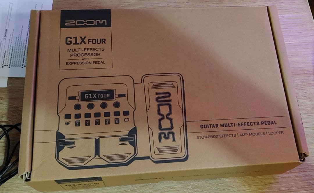 【美品】ZOOM G1X FOUR マルチエフェクトプロセッサー