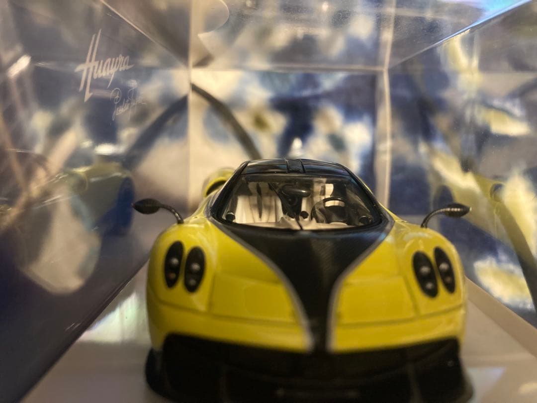 1/43 TSM パガーニ ウアイラ パチェットテンペスタ カーボン