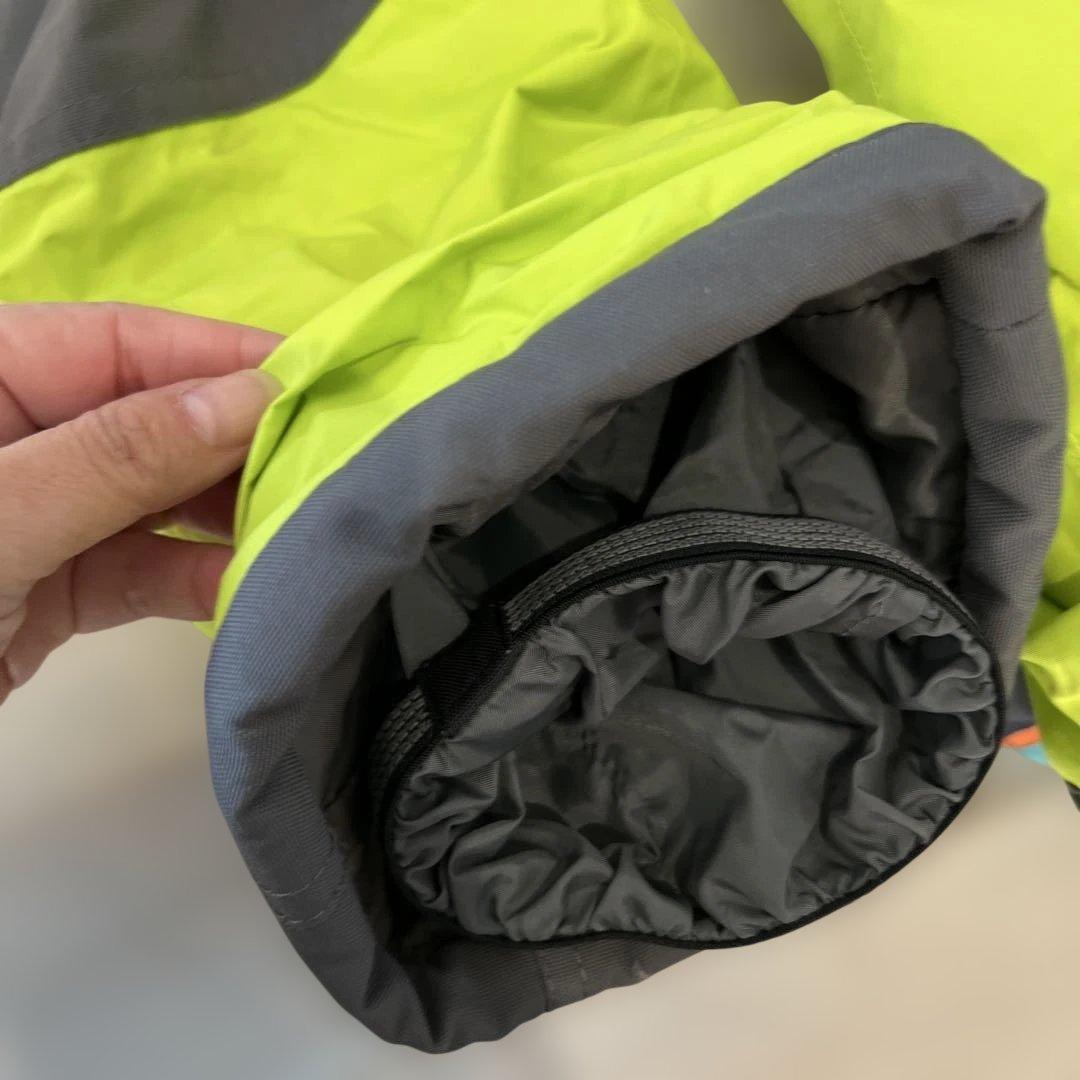 BURTON キッズスノーボードウェア 上下セット　4T 100-110cm