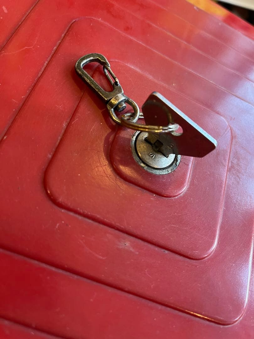 ガチャガチャ当時物 本物本体 鍵付き 実働 レトロ オシャレインテリア