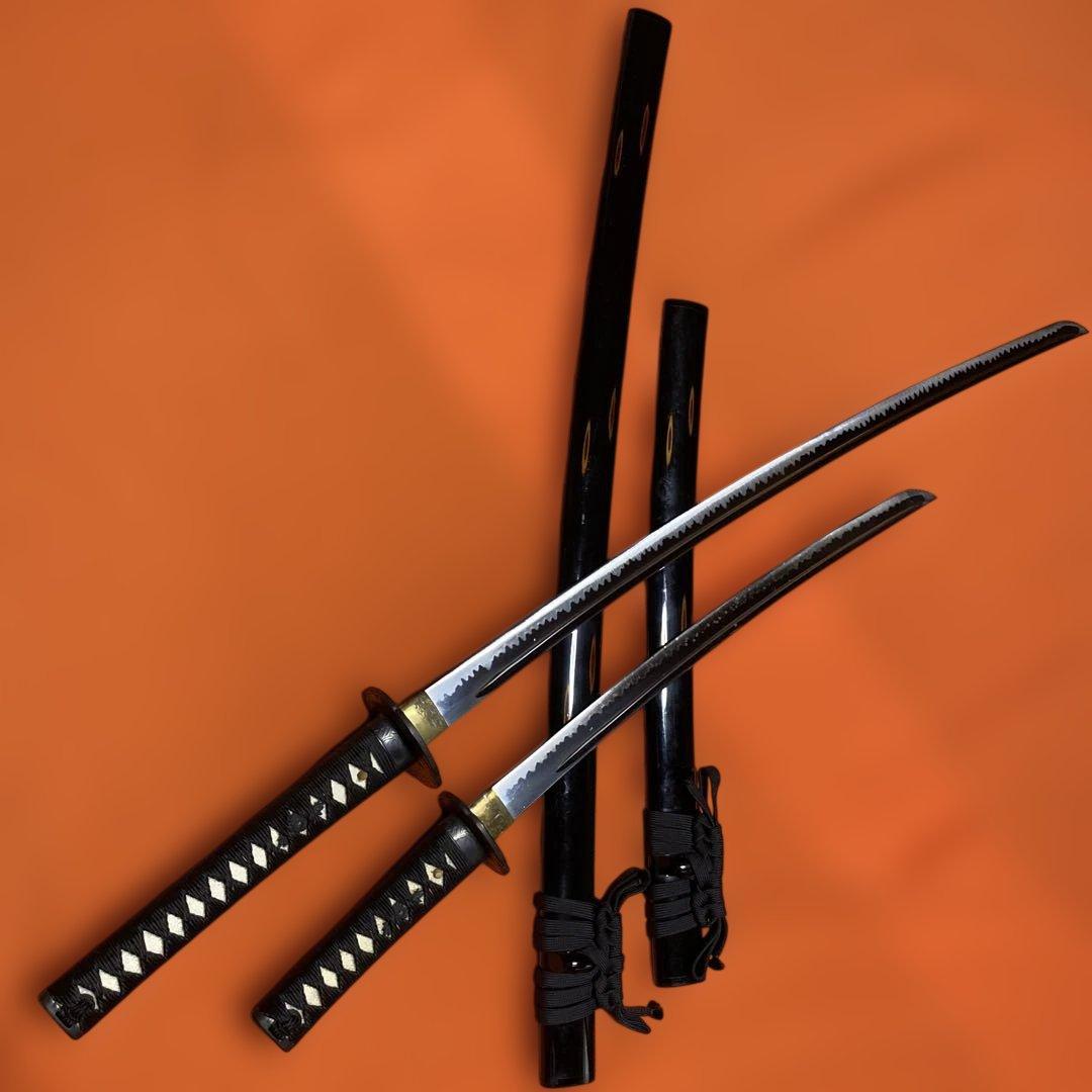 高級居合刀大小２本 黒柄 竹笹木瓜黒鍔 黒呂鞘