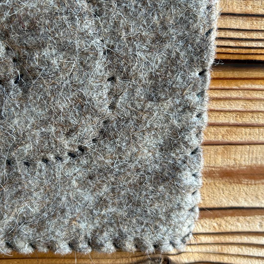 キルギス　ウールマット　シルダック