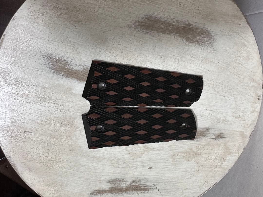 ウエスタンアームズ製　45auto 5in Custom ガスガン