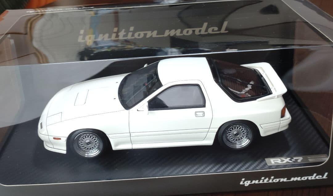 イグニッションモデル RX-7 FC3S 1/18 ホワイト