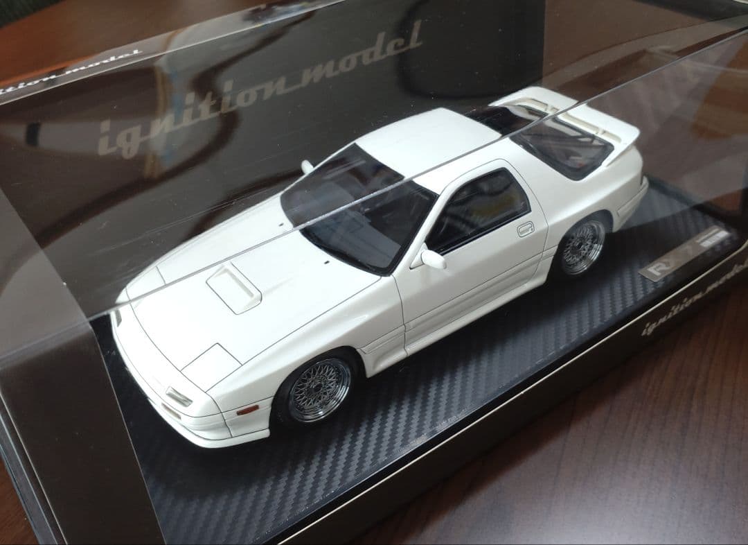 イグニッションモデル RX-7 FC3S 1/18 ホワイト