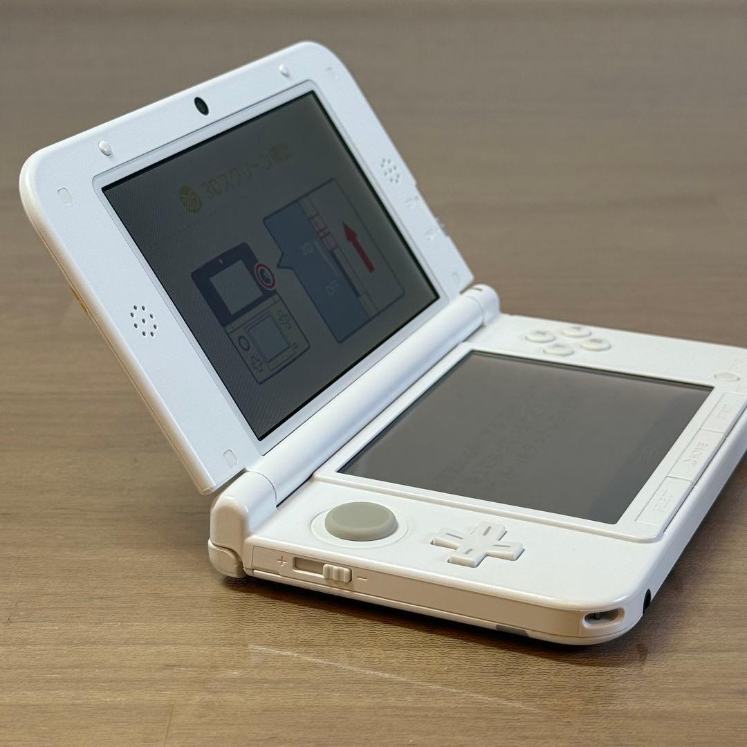 5-239 ニンテンドー3DS LL どうぶつの森パック