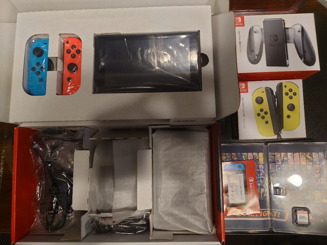 【お得】Switch＋大乱闘スマッシュブラザーズ SP＋Joy-Conセット