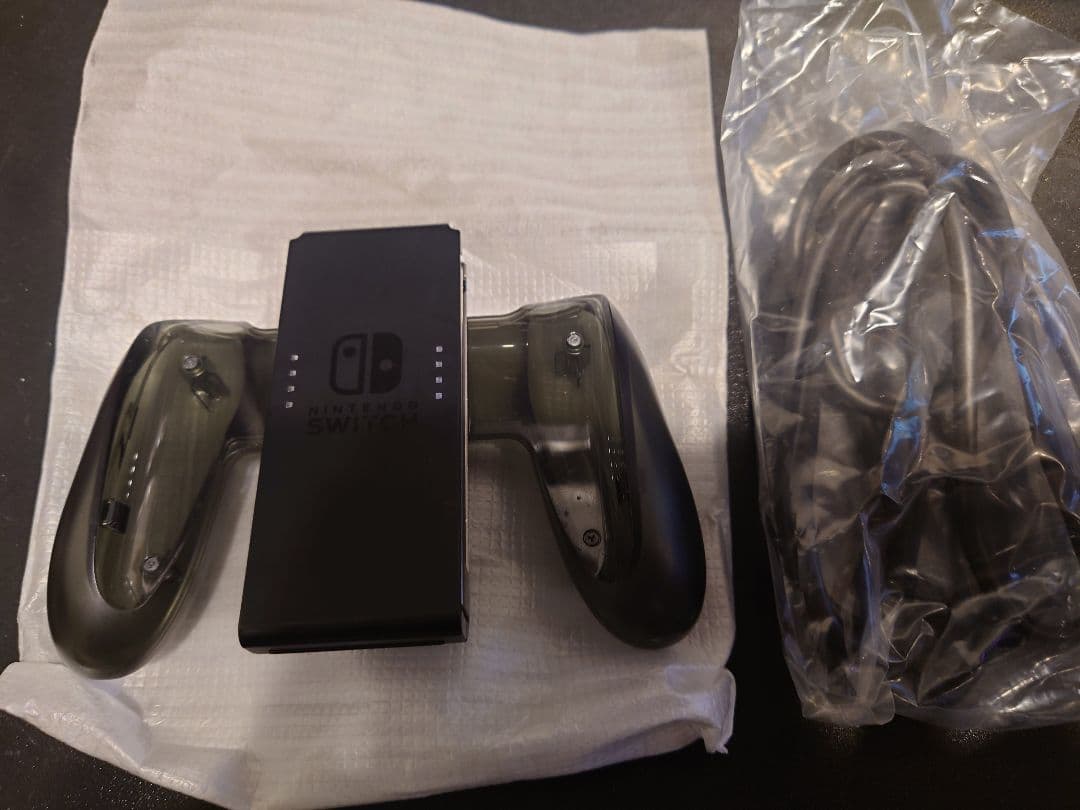 【お得】Switch＋大乱闘スマッシュブラザーズ SP＋Joy-Conセット