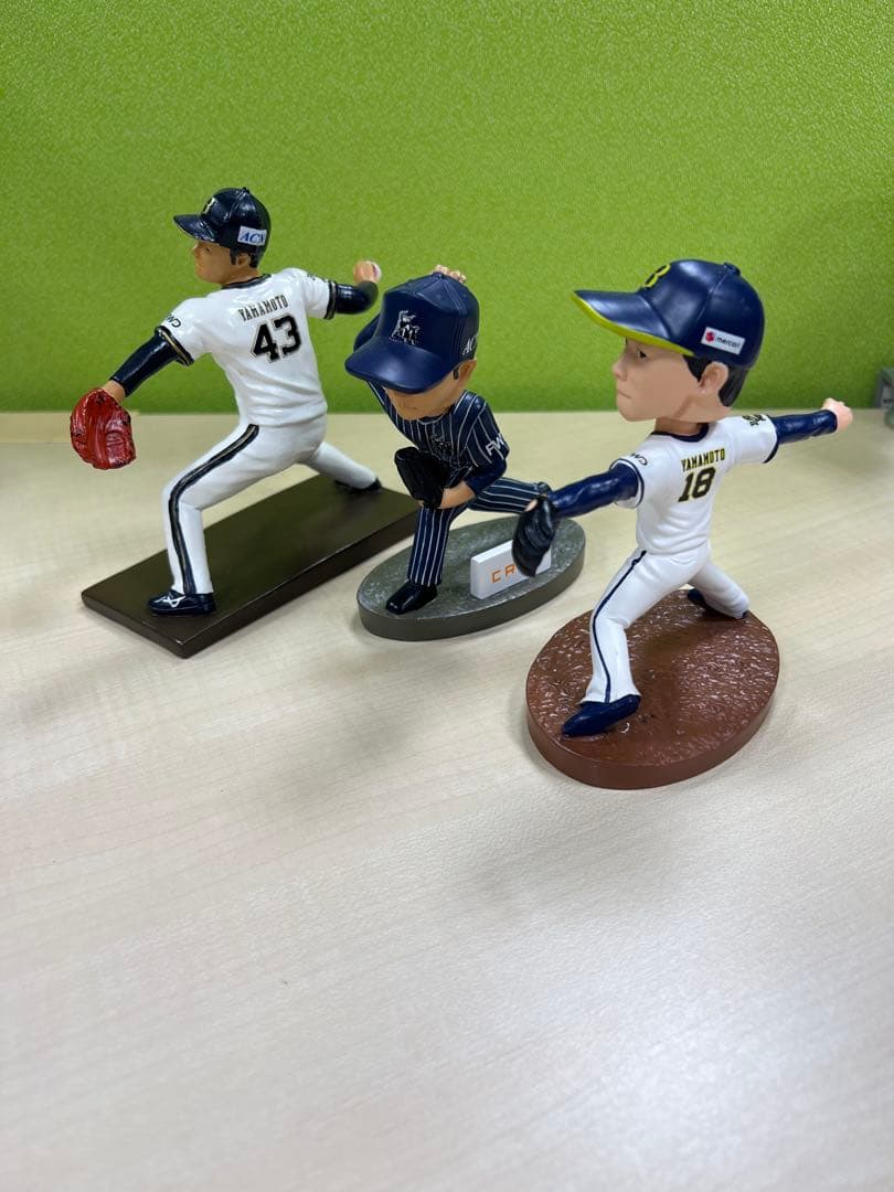オリックスバファローズ　　ボブルヘッドフィギュア 山本由伸選手 3個