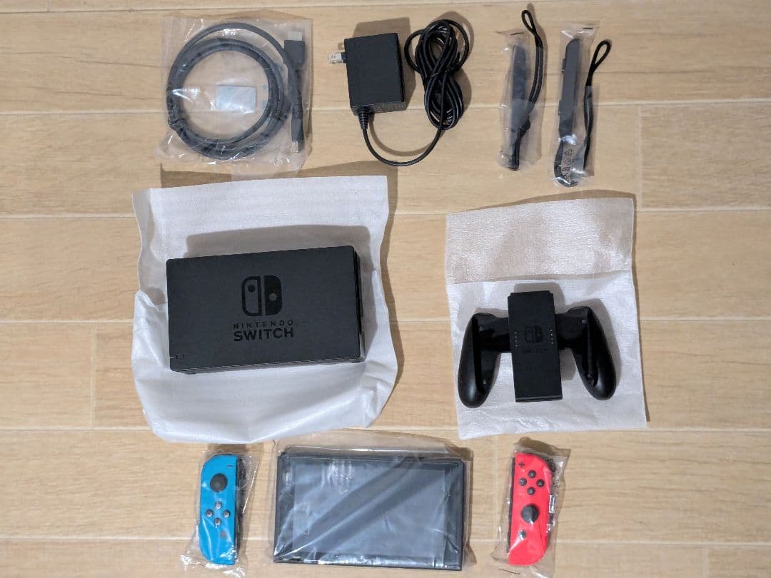 Nintendo Switch 本体　ネオンブルー/ネオンレッド