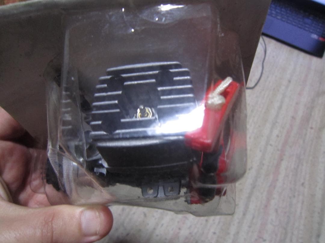 新品 未開封 KYOSHO GT エンジン 送料込み 希少 廃版 京商