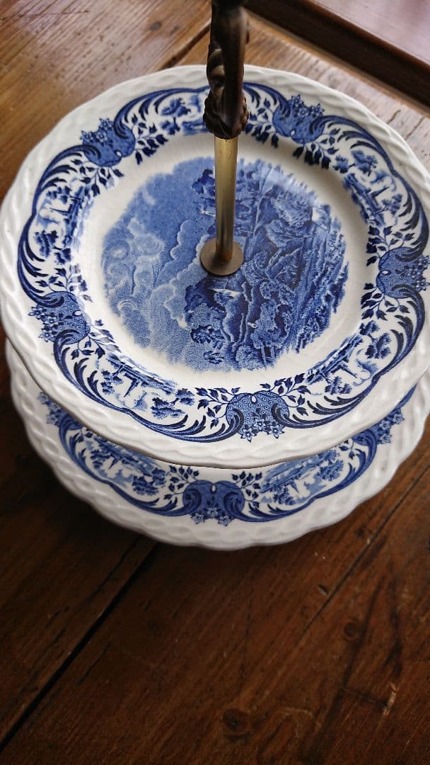 【アンティーク】オランダ製ケーキスタンド