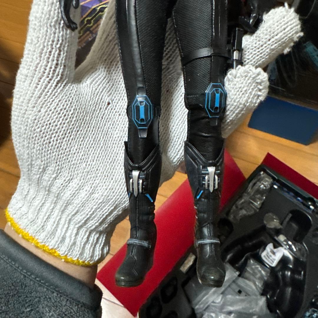 ブラックウィドウ ホットトイズ