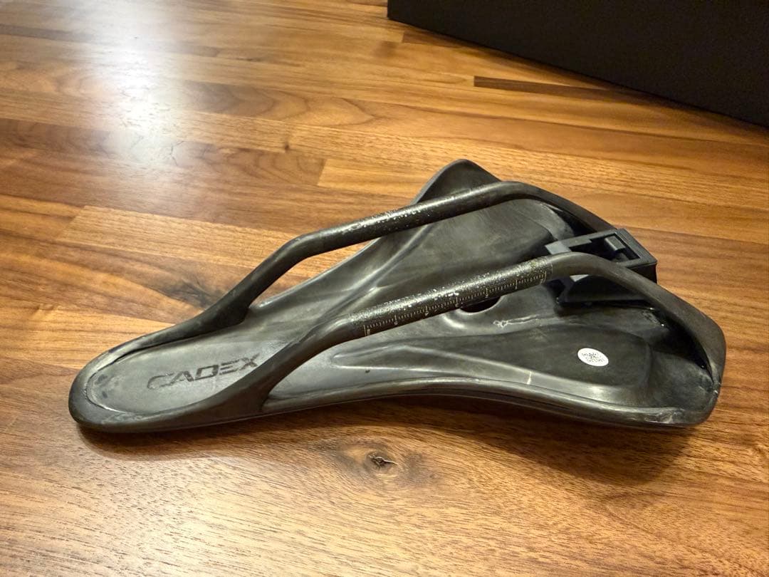 CADEX BOOST 超軽量カーボンサドル