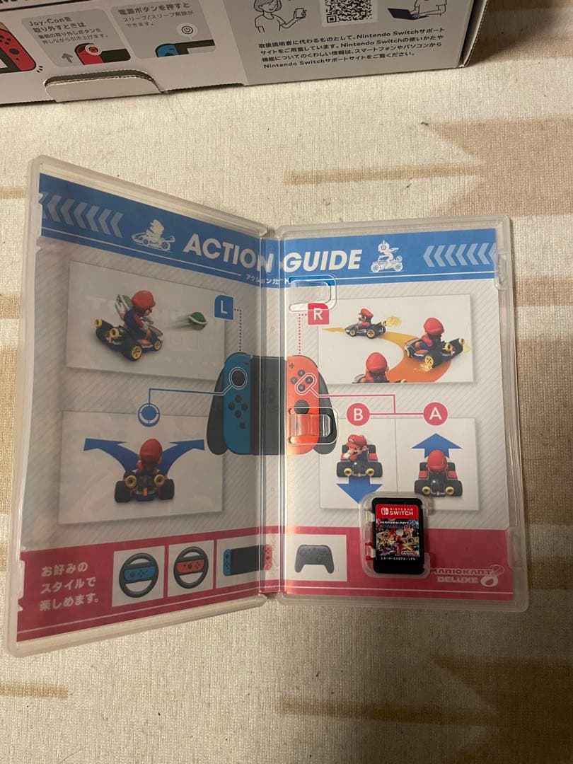 NintendoSwitch本体　マリオカート8➕コントローラ　早いもの勝ち❗️