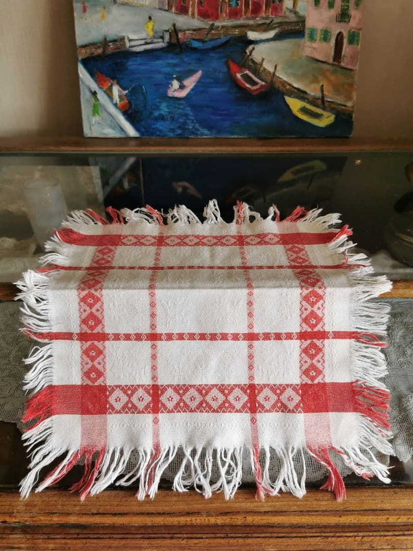 アンティークフランス ダマスク織レッドリネンクロス 花とダイヤモチーフペアセット