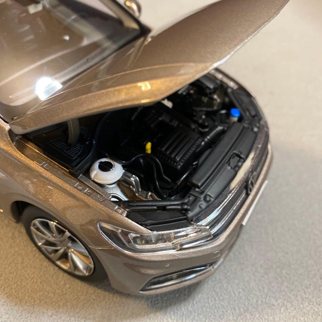 1/18 フォルクスワーゲン ボーラ