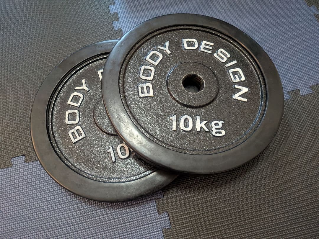 ベンチ台、バーベルシャフト Wバー 10kgと 20kgプレートセット