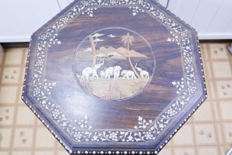 ◆象嵌寄木細工　八角形アンティークテーブル　 飾り台　サイドテーブル木製
