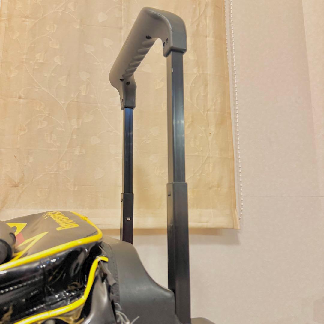 【極美品】Brunswick 3個用 キャディタイプ ボウリングバッグ ローラー