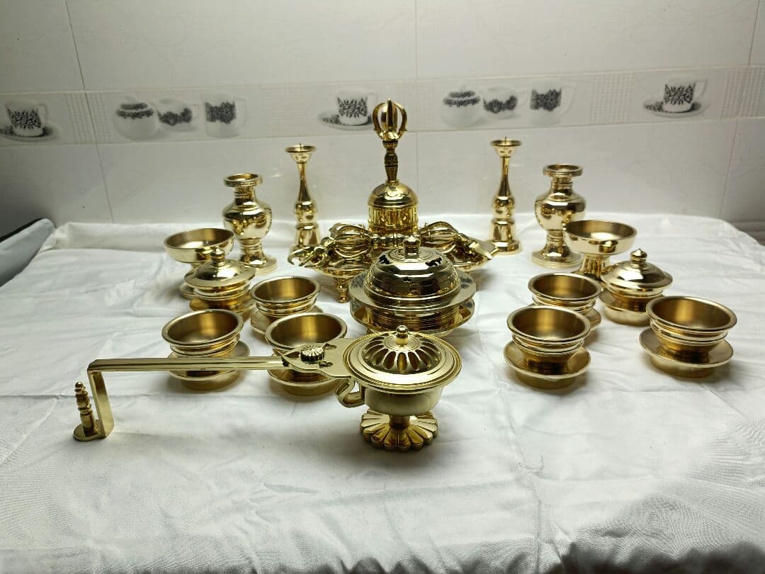 【修縁堂】チベット仏教法器 真言宗 21点セット 密教 一面器 寺院用仏具 真鍮