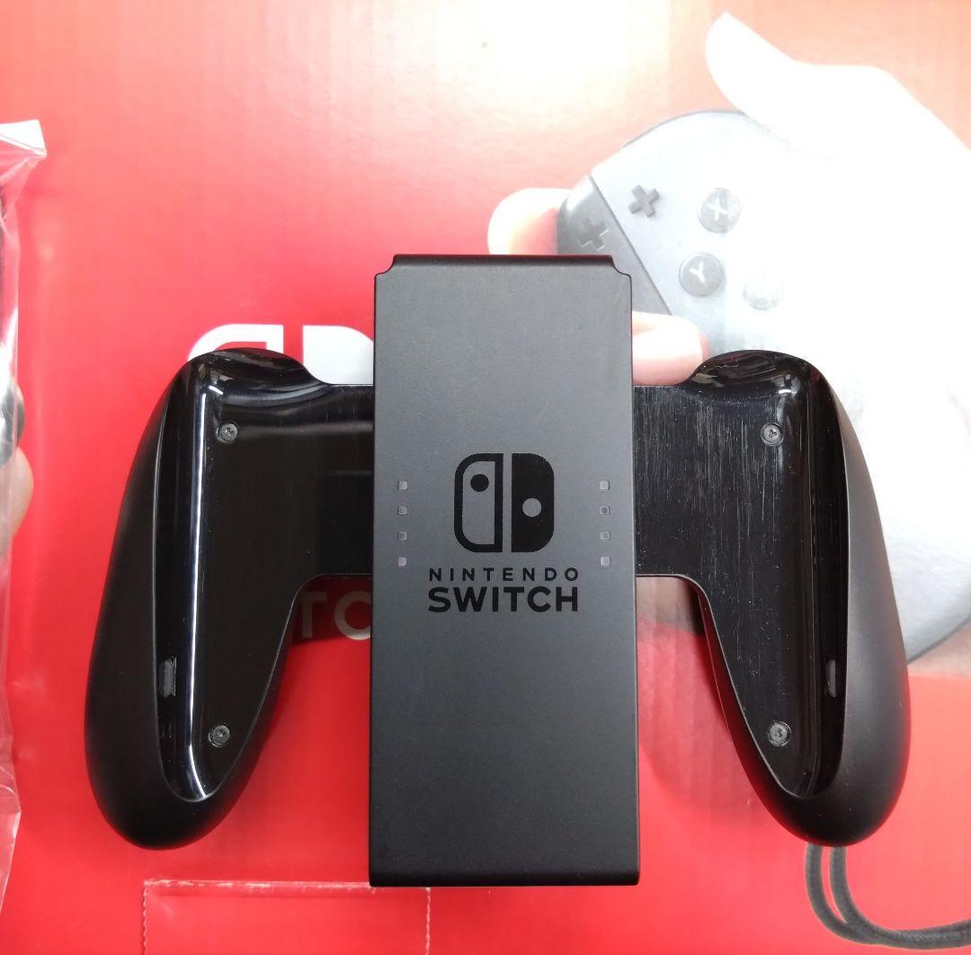 極美品　ニンテンドー スイッチ　Nintendo Switch　箱付属品付き