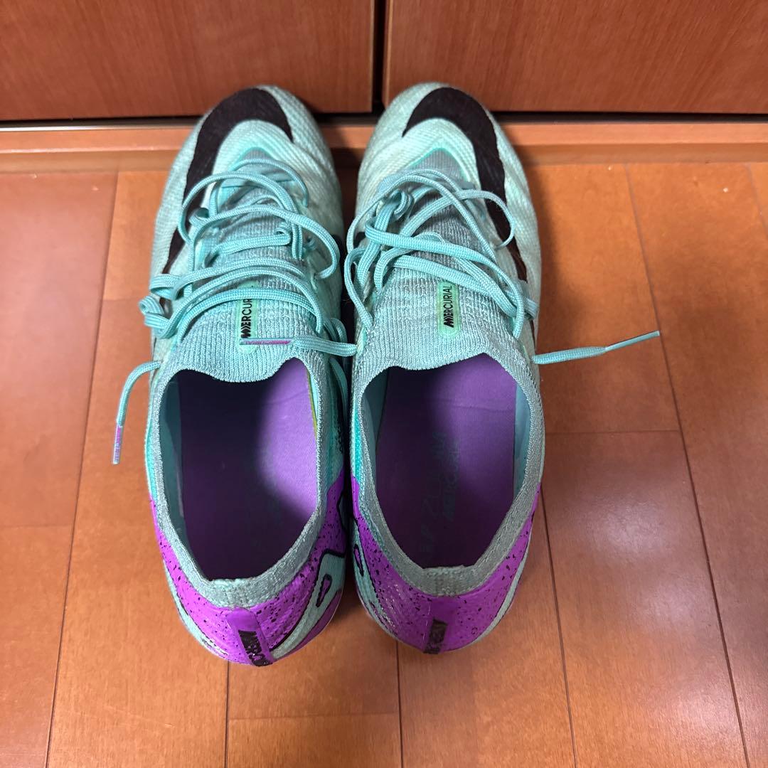 Nike Mercurial スパイクシューズ