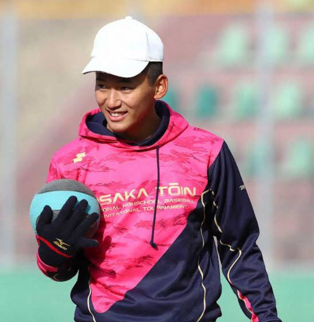 激レア　大阪桐蔭　野球パーカー(新品•タグ付き)　Lサイズ