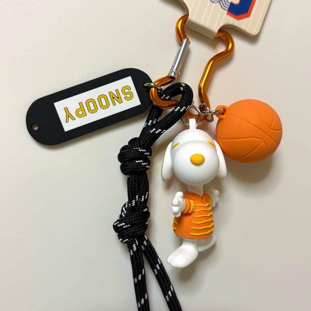 【日本未発売】海外限定 MINISO スヌーピー バッグチャーム 3種セット