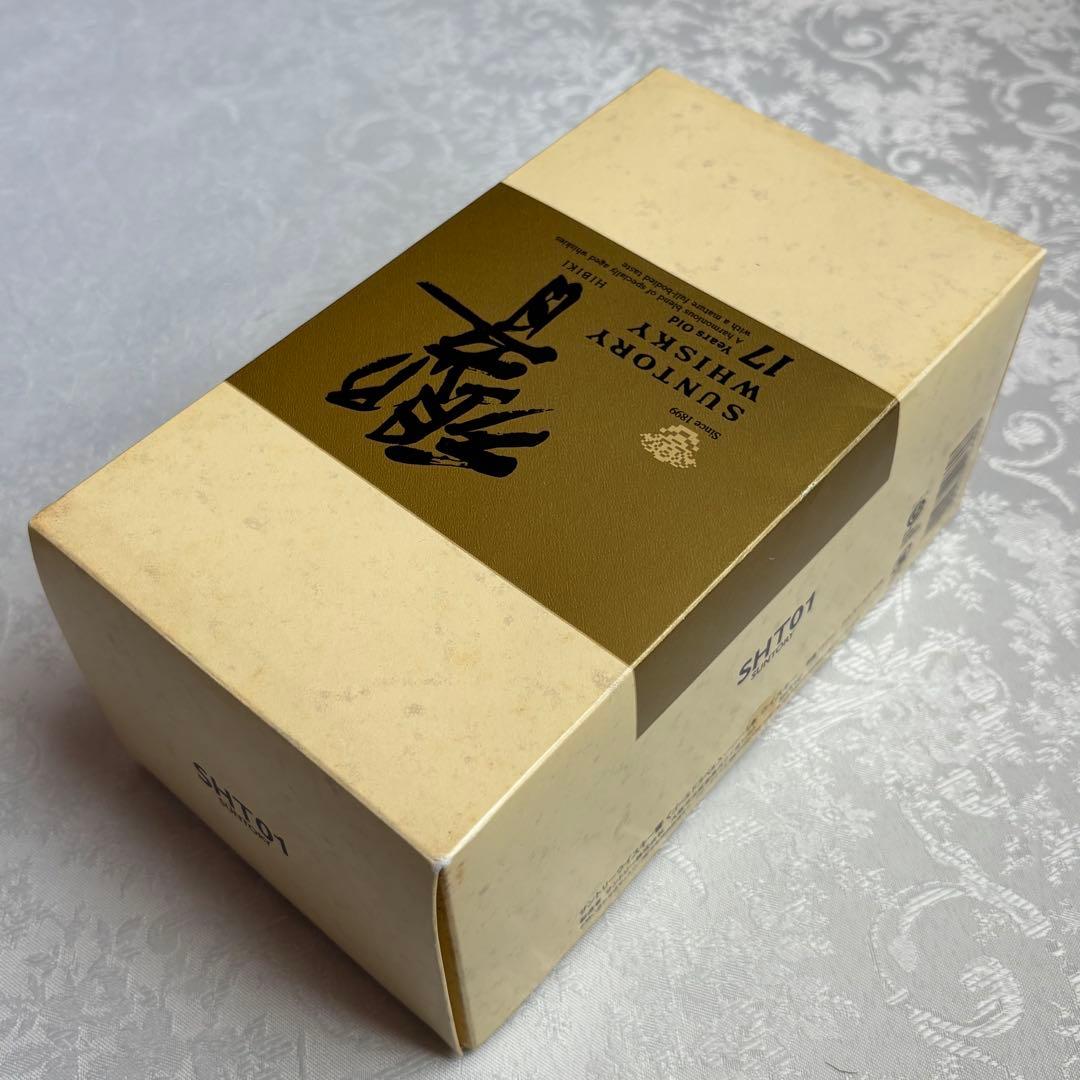 SUNTORY 響 17年 箱入りウイスキー