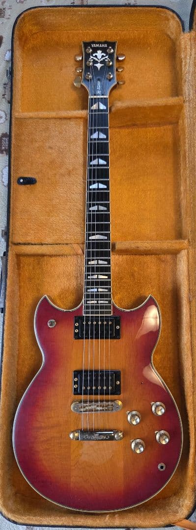 YAMAHA SG2000 レッドサンバースト(1982年製)