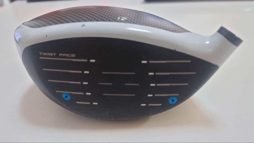 ヘッド＆純正ヘッドカバーSIM MAX９°ドライバー