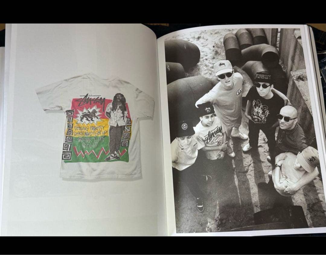 新品 AN IDEA BOOK ABOUT T-SHIRTS BY STUSSY