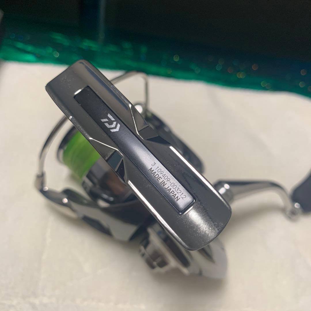 極美品ダイワDAIWA　22EXIST　LT-2500S-H