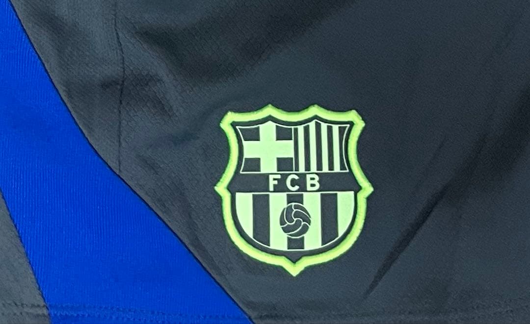 NIKE バルセロナ　トレーニングショーツ　ショートパンツ　新品　サッカー