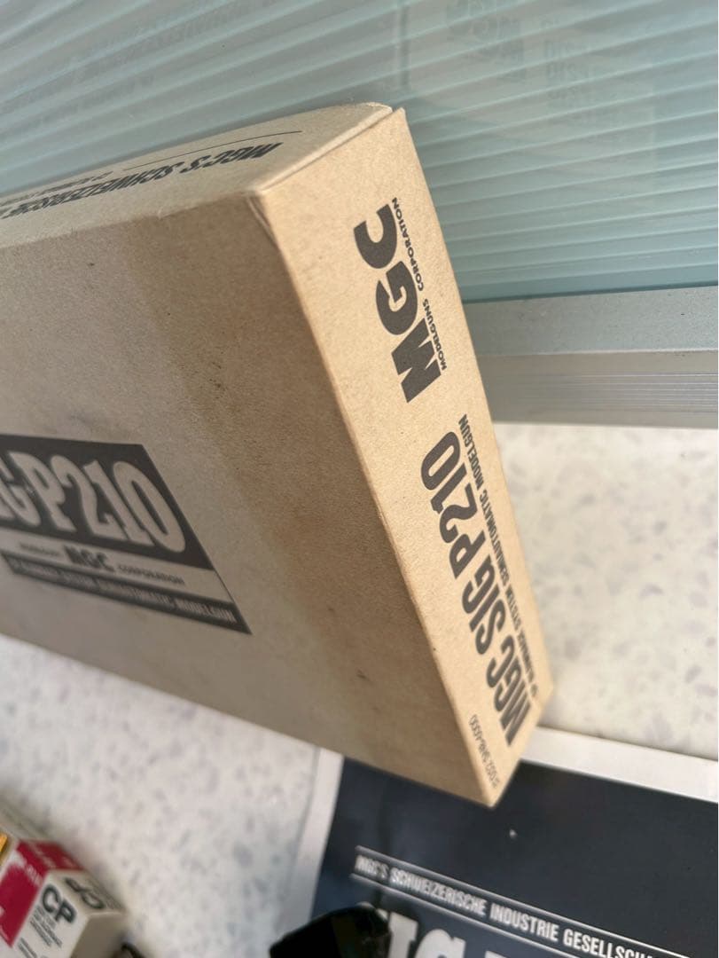 MGC SIG P210 HW 樹脂製モデルガン 管理No.i0