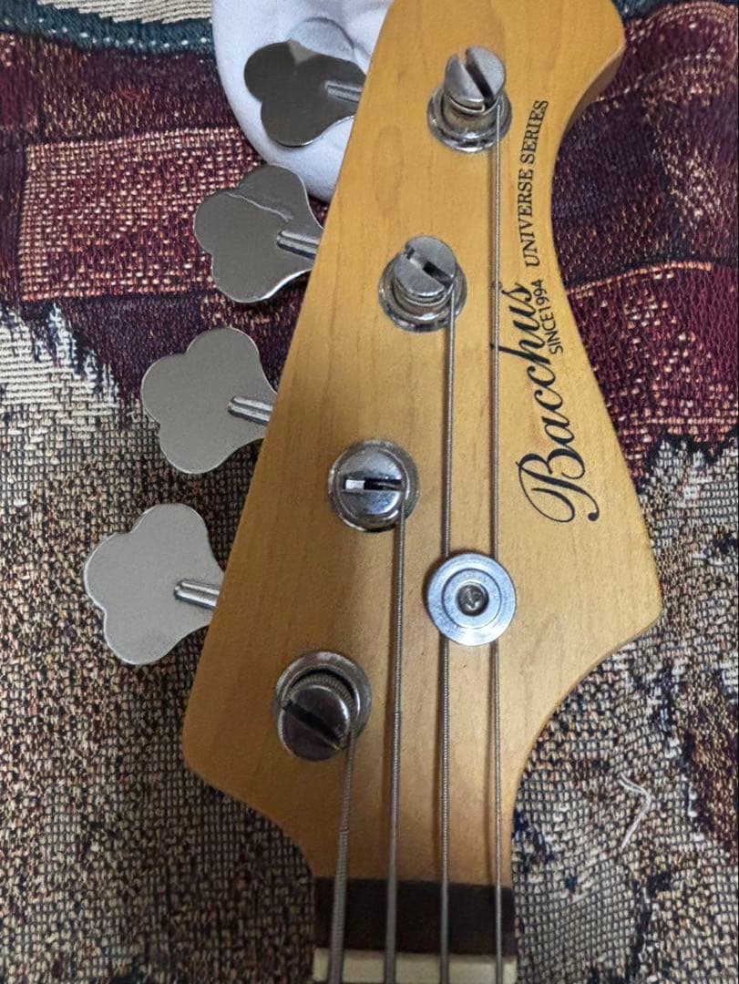 Bacchus Universe Series エレキベース